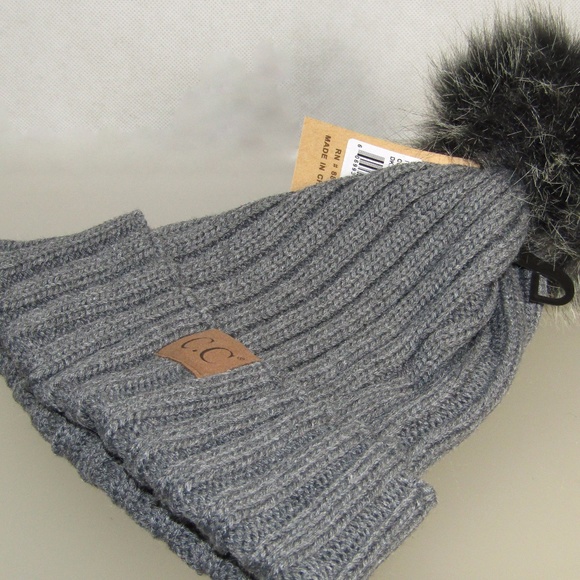 CC Exclusives Gray Beanie with Fur Pom Pom - Picture 4 of 4