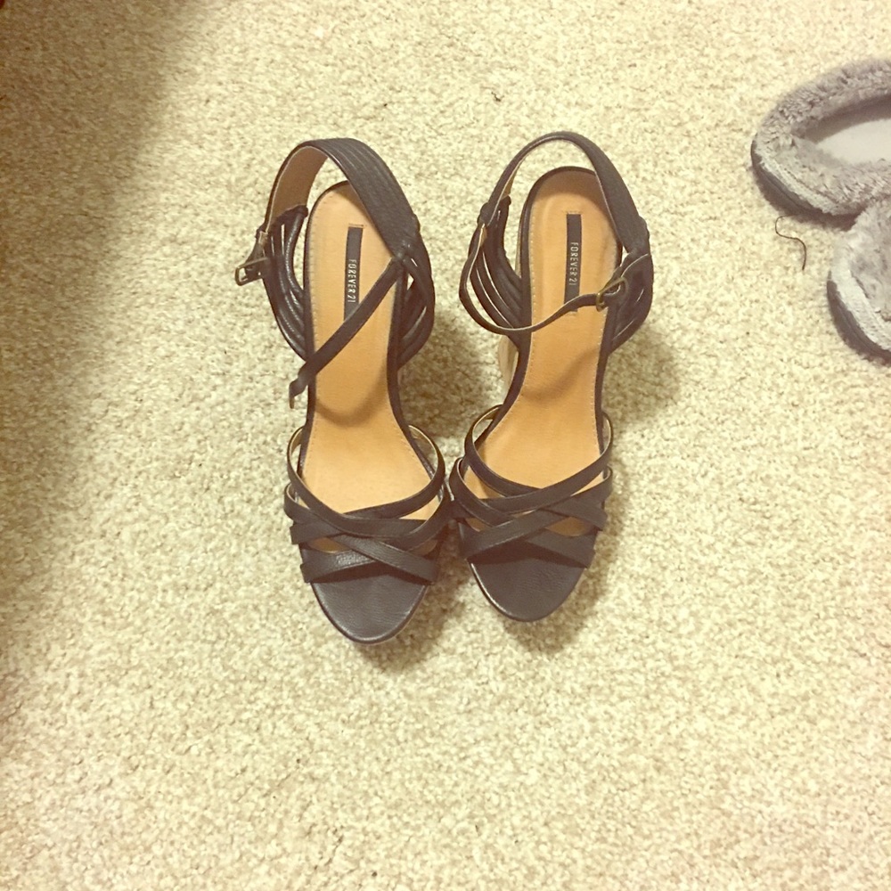 Forever 21 wedge shoes