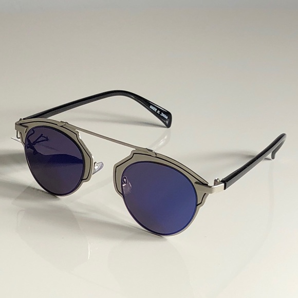 Boutique Accessories - 🆕 Sunglasses