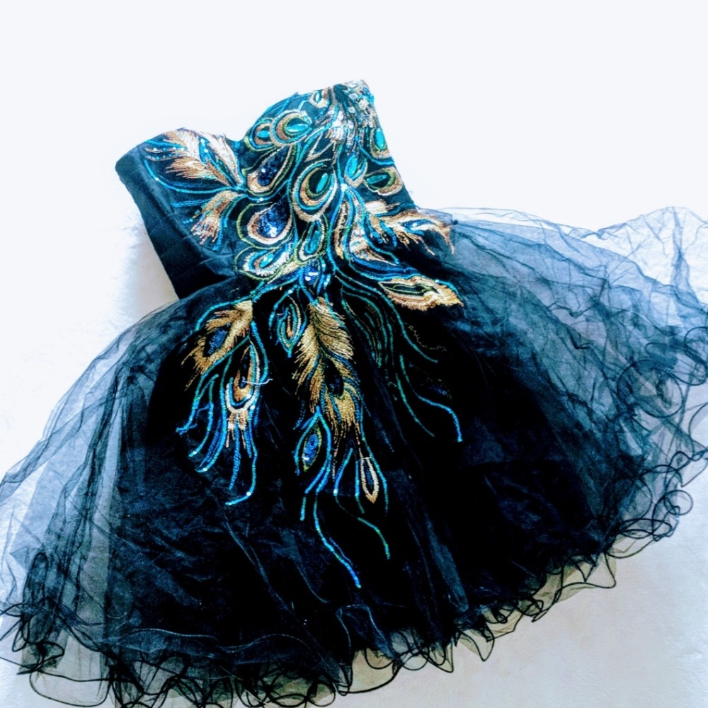 Corset backed homecoming dress