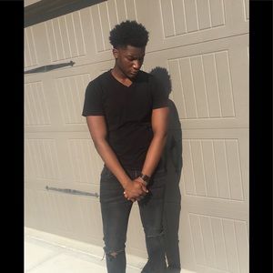 Meet your Posher, Charles