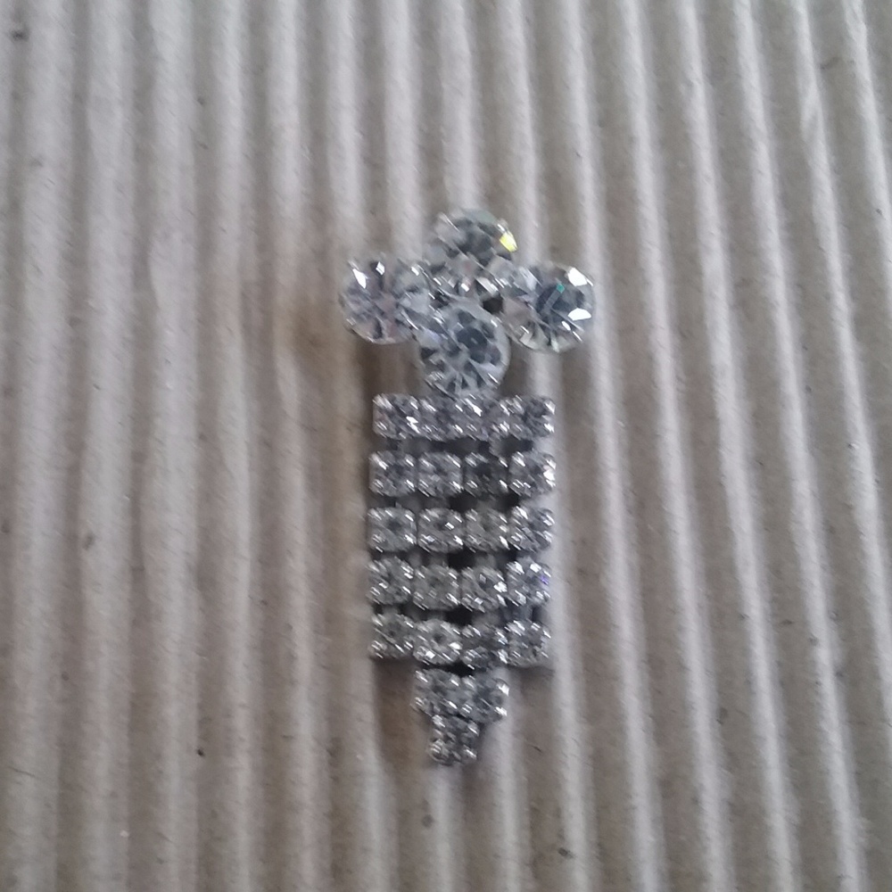 Rhinestones Crystal Brooch Pin Dangle Silver Tone