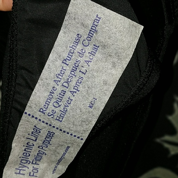 Kenneth Cole 1 piece mesh swimsuit - Picture 2 of 4