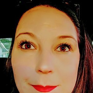 Meet your Posher, Nikki