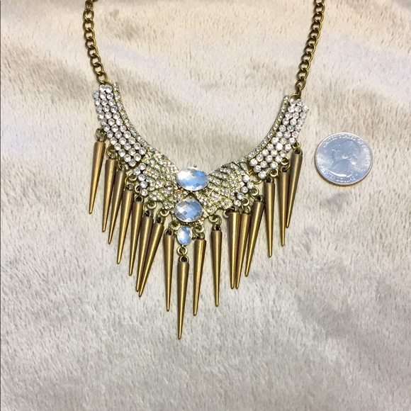 MNWT Edgy Glam Statement Necklace - Picture 3 of 4