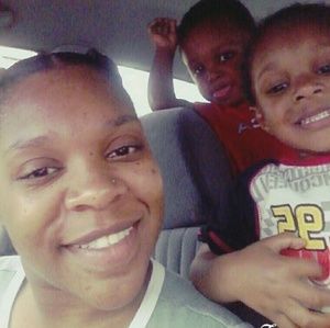 Meet your Posher, Denaja