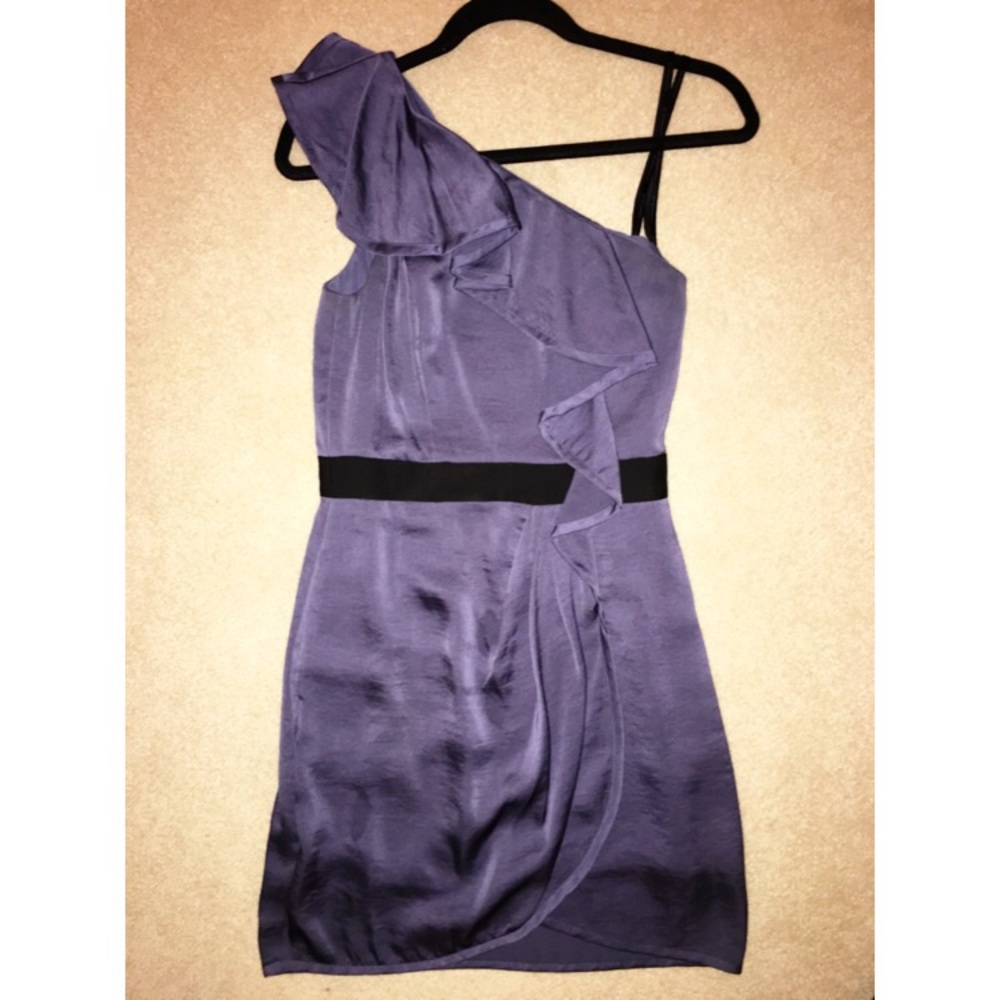 BCBG size 2 silt blue dress