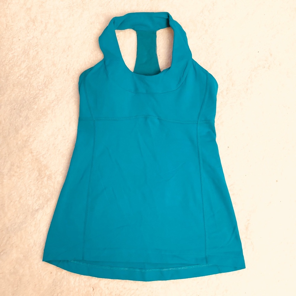 Lululemon t-back tank with built in bra