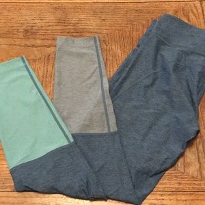 Outdoor voices two-tone leggings