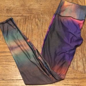 Teeki Northern lights leggings
