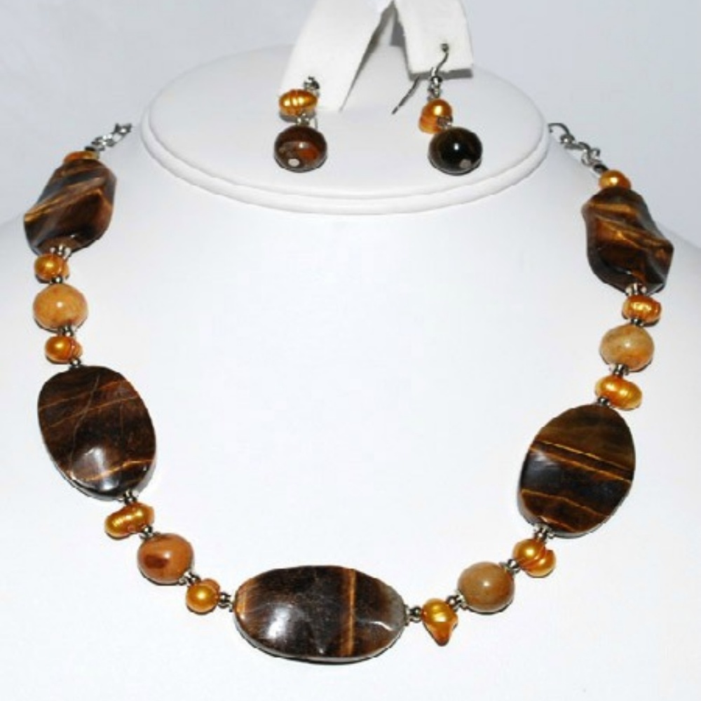 Necklace Set