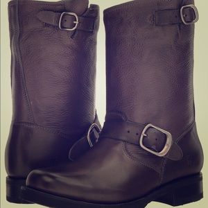Frye Veronica Short Boots