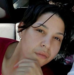 Meet your Posher, Damaris