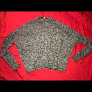 Flowy cropped turtleneck