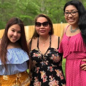 Meet your Posher, Alexandra