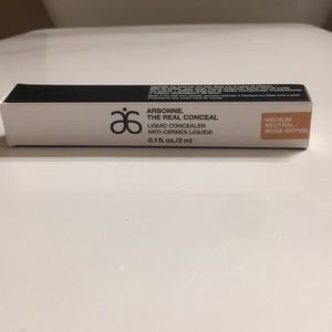 🌺🌺Arbonne The Real Conceal Liquid Concealer🌺🌺