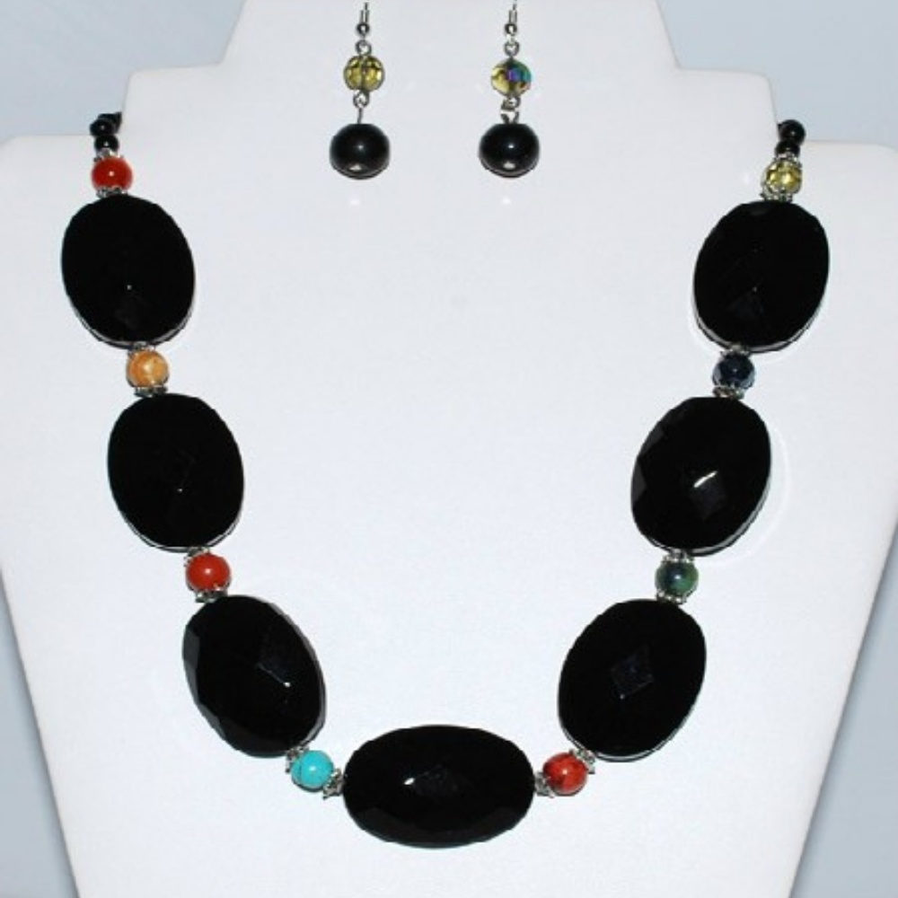 Necklace set