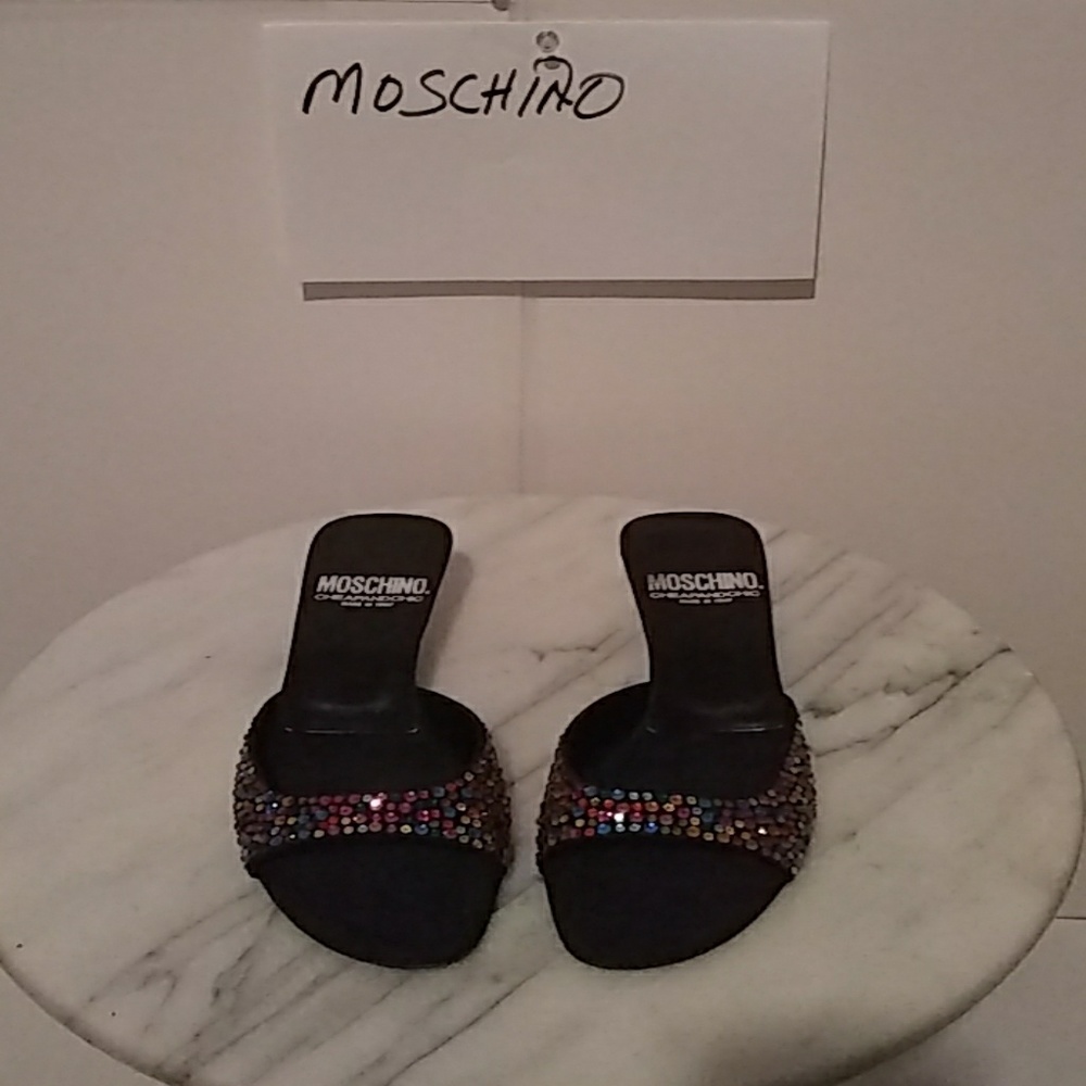 Moschino kitten heal sandals