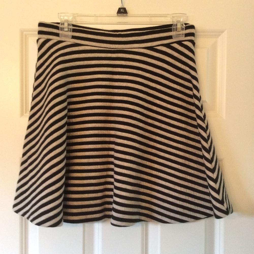 Gap striped skirt size medium