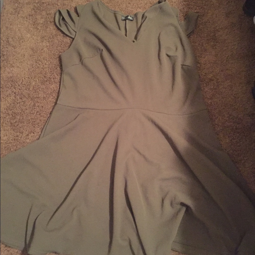 Asos US 22 green shoulder cut out dress