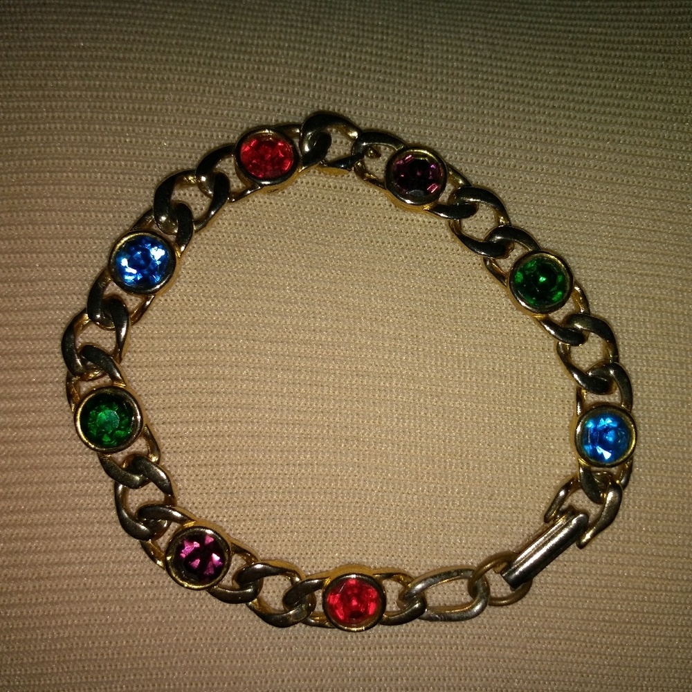Bracelet