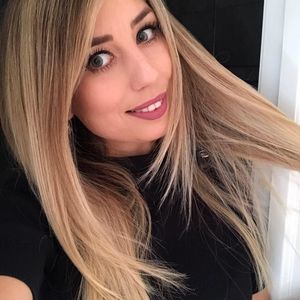 Meet your Posher, Doina