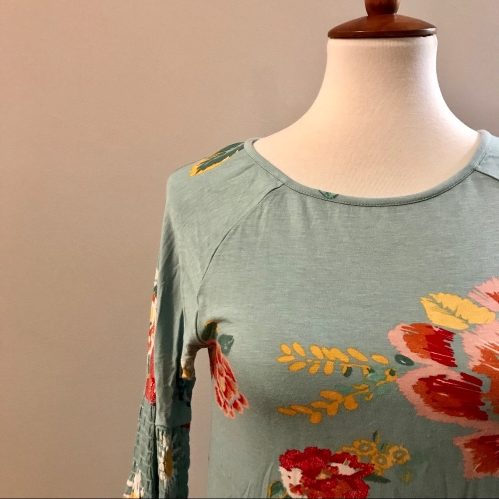 Vintage Floral Bell Sleeve Dress with Pockets