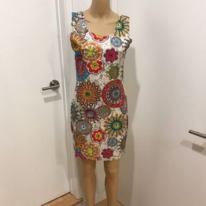 🎁 3/25 Multicolor Contour Dress