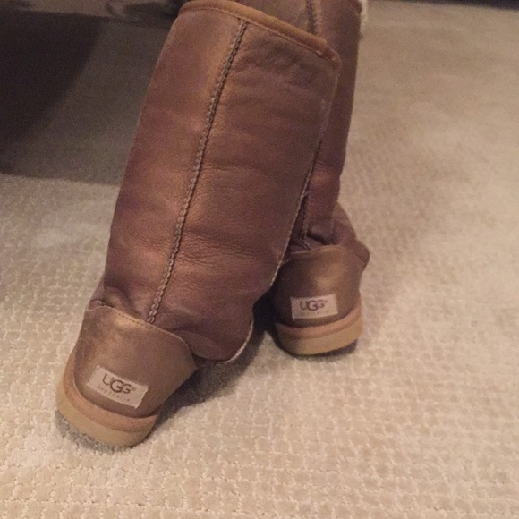 Ugg classic 2 shearling tall boot - Picture 3 of 3