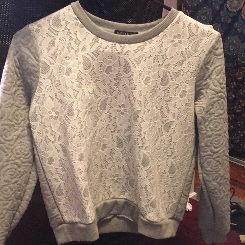 Long sleeve gray lace floral shirt