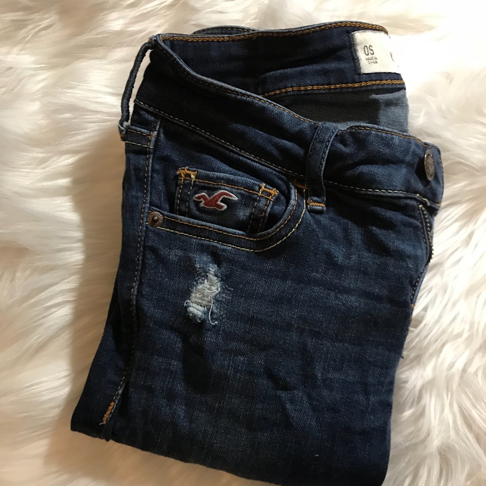 Distressed Hollister skinny jeans