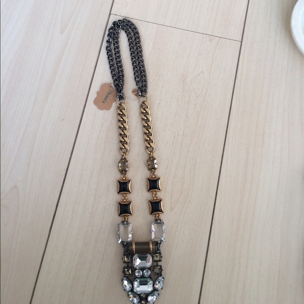 Stella and Dot Phoenix Necklace
