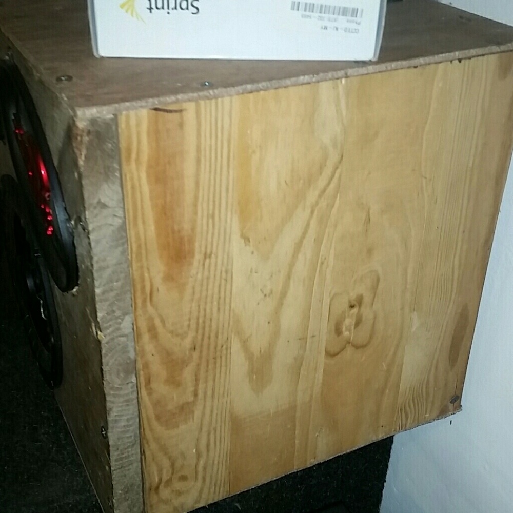 Homemade speaker box - Picture 2 of 5