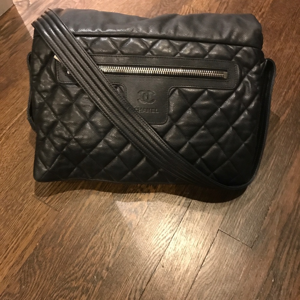 Chanel messenger bag