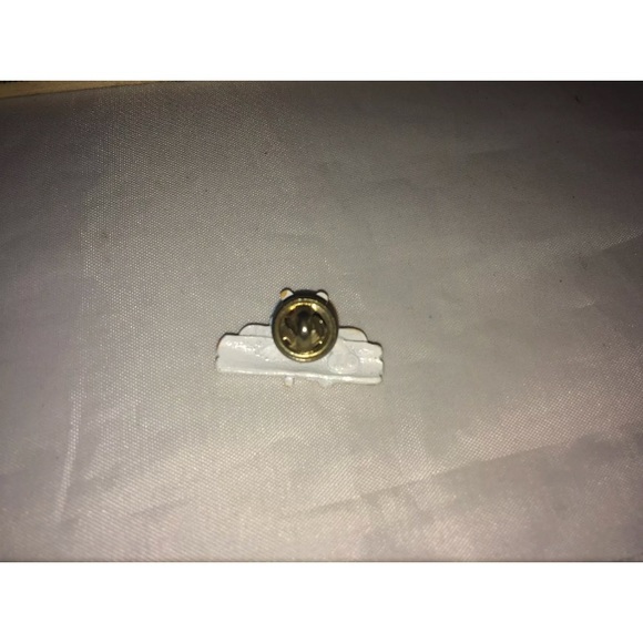 VTG JJ Jonette Rare Smiling Beaver Tac/Lapel Pin - Picture 3 of 3