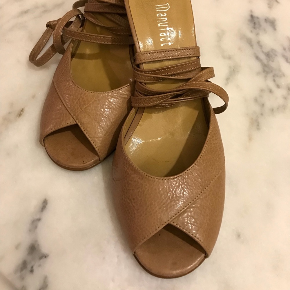 Beautiful leather sandals - Picture 3 of 5