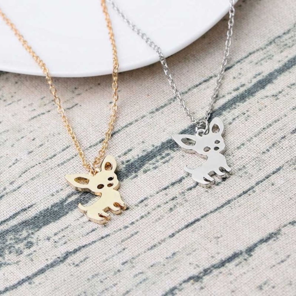 🐶 Adorable chihuahua doggy dog necklace available in gold or silver 🐶