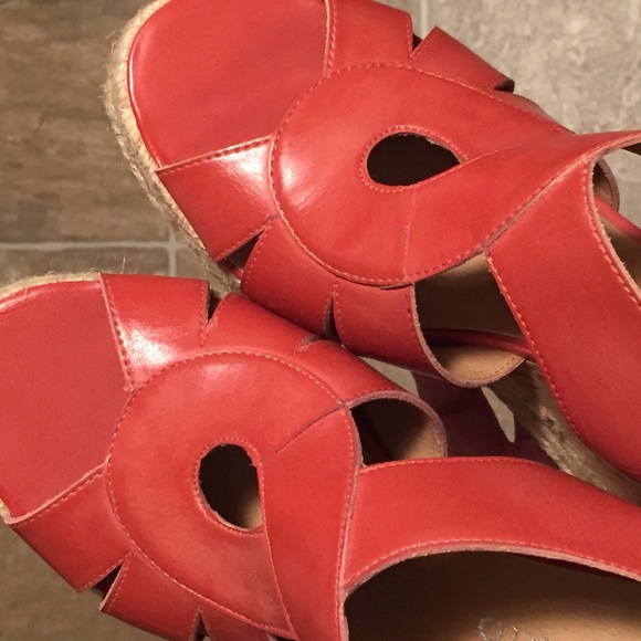 NWOB Franco Sarto Wedge Platform Sandals Size 8M - Picture 6 of 8