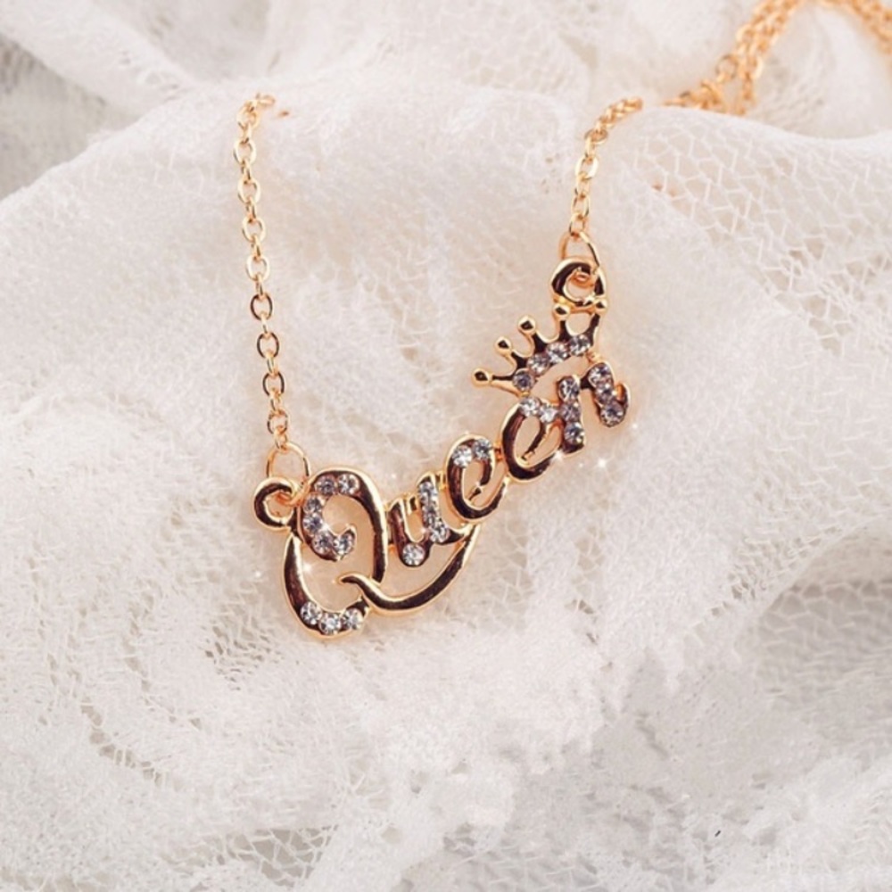 👑 Lovely metallic rhinestone queen necklace in silver or gold 👸