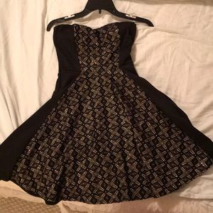 Wild Daisy Black & Gold strapless dress