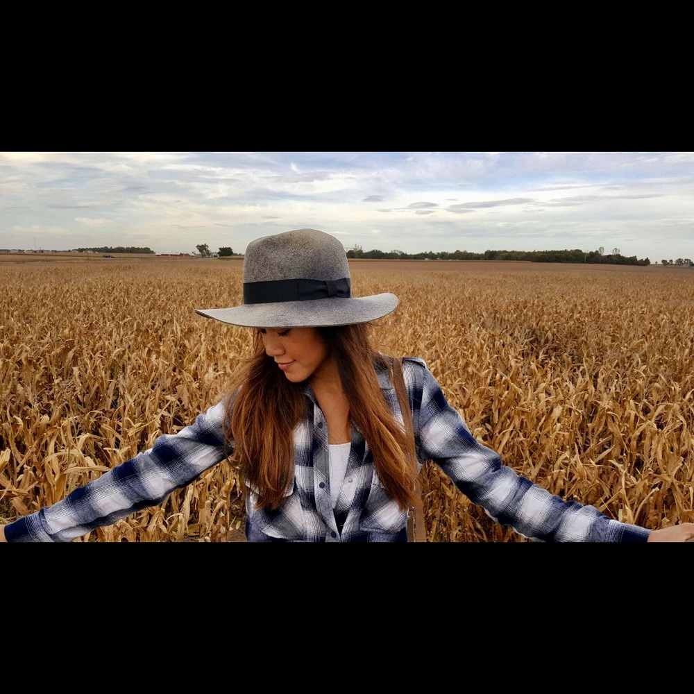 Meet your Posher, Nina