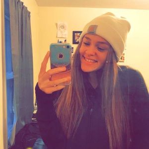 Meet your Posher, Dani