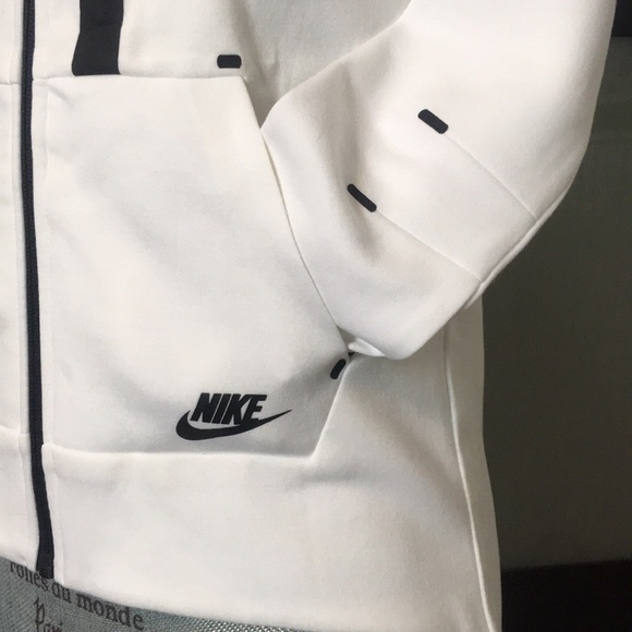 Nike Tech Fleece Moto Cape Jacket-RARE - Picture 4 of 8