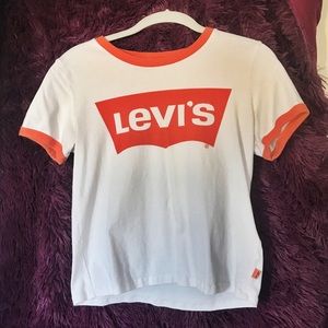 Cropped Levi's Tee 💛 Anthropology