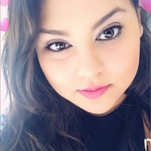 Meet your Posher, Mariana