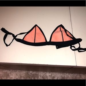 TRIANGL bikini top