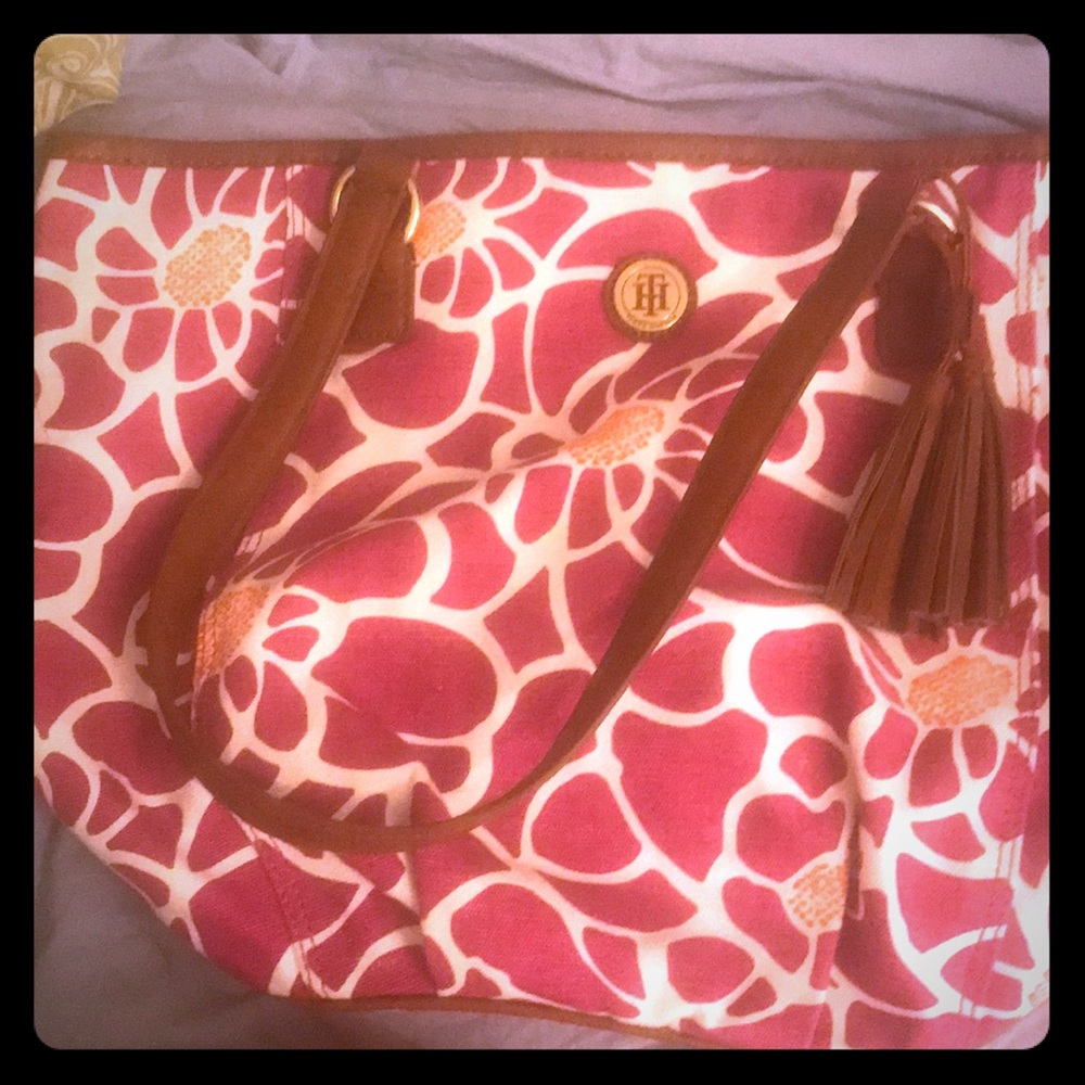 NEW Tommy Hilfiger Summer Shoulder Bag