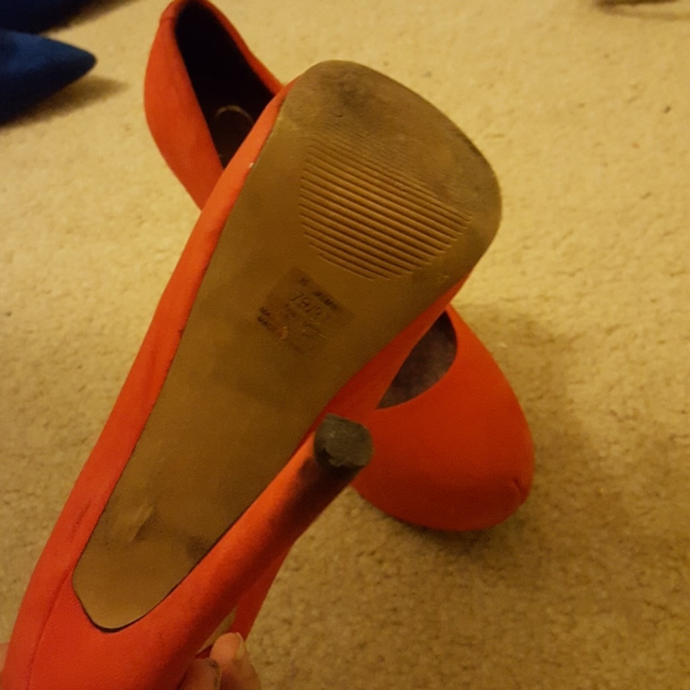 Jessica Simpson Pumps - Picture 3 of 3
