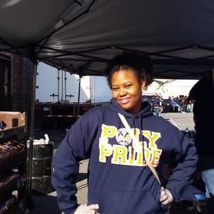 Meet your Posher, Salome