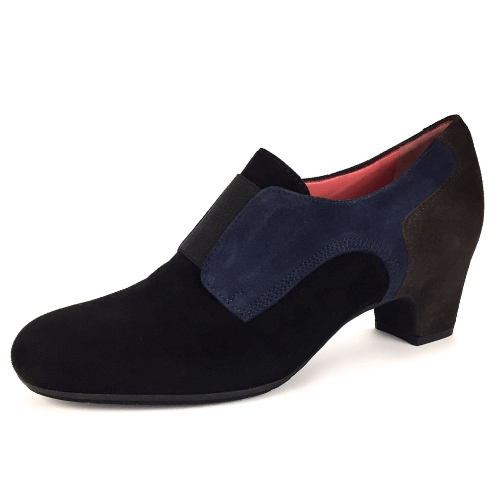 Pas De Rouge Italy Suede RoundToe Chunky Low Ankle